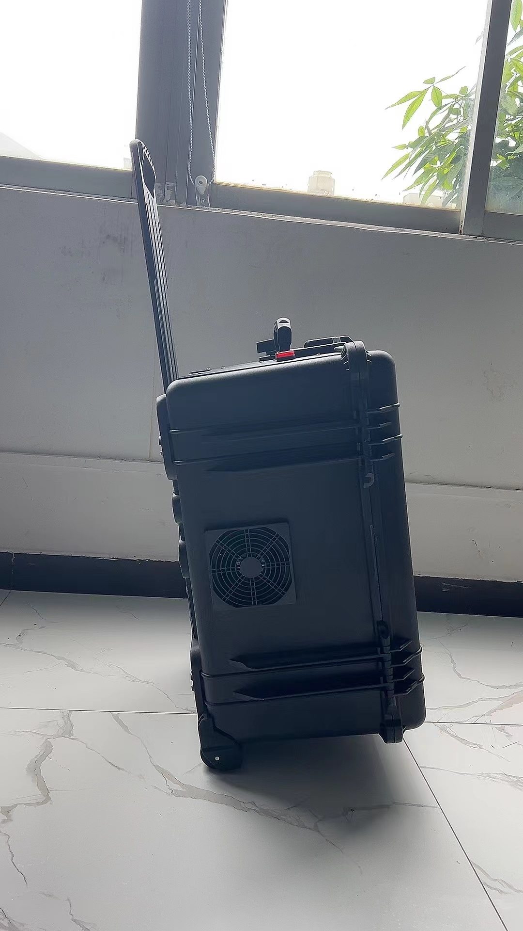 循化手拉箱型移动通信干扰器